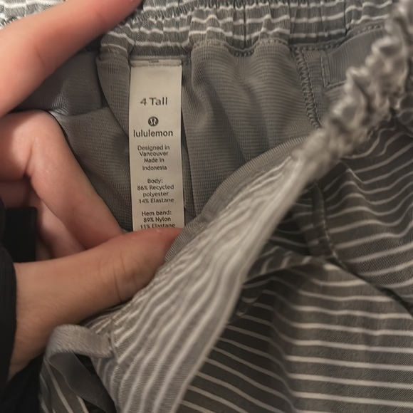 CUTEST PAIR OF LULU SHORTS!!! Hottie hot, gray and white stripes - Picture 3 of 4